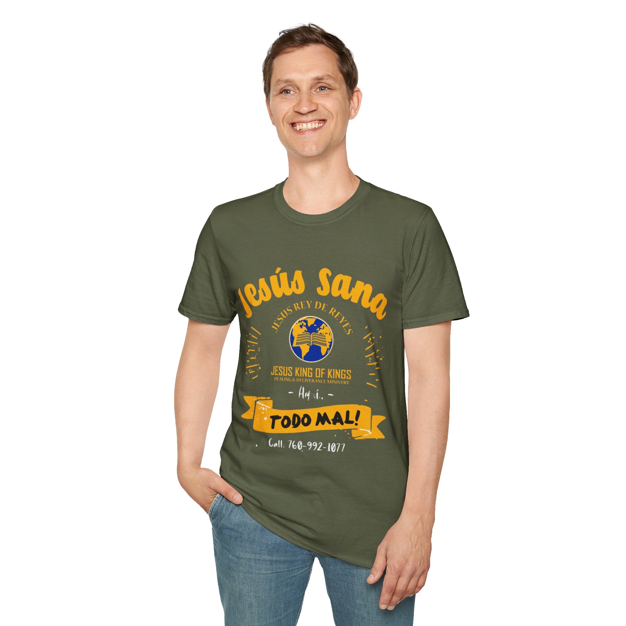 Jesús Sana Todo Mal T-Shirt — Spanish Christian Faith Tee (Jesus King of Kings)