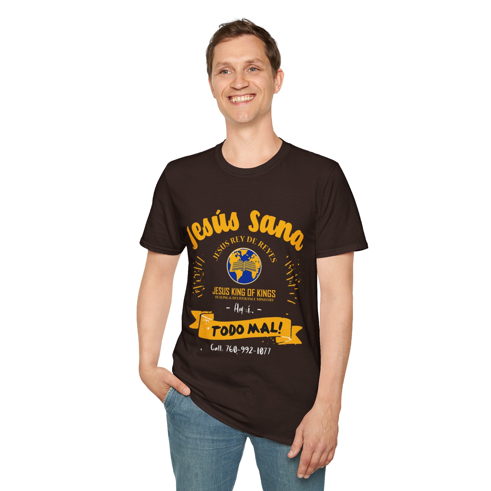 Jesús Sana Todo Mal T-Shirt — Spanish Christian Faith Tee (Jesus King of Kings)