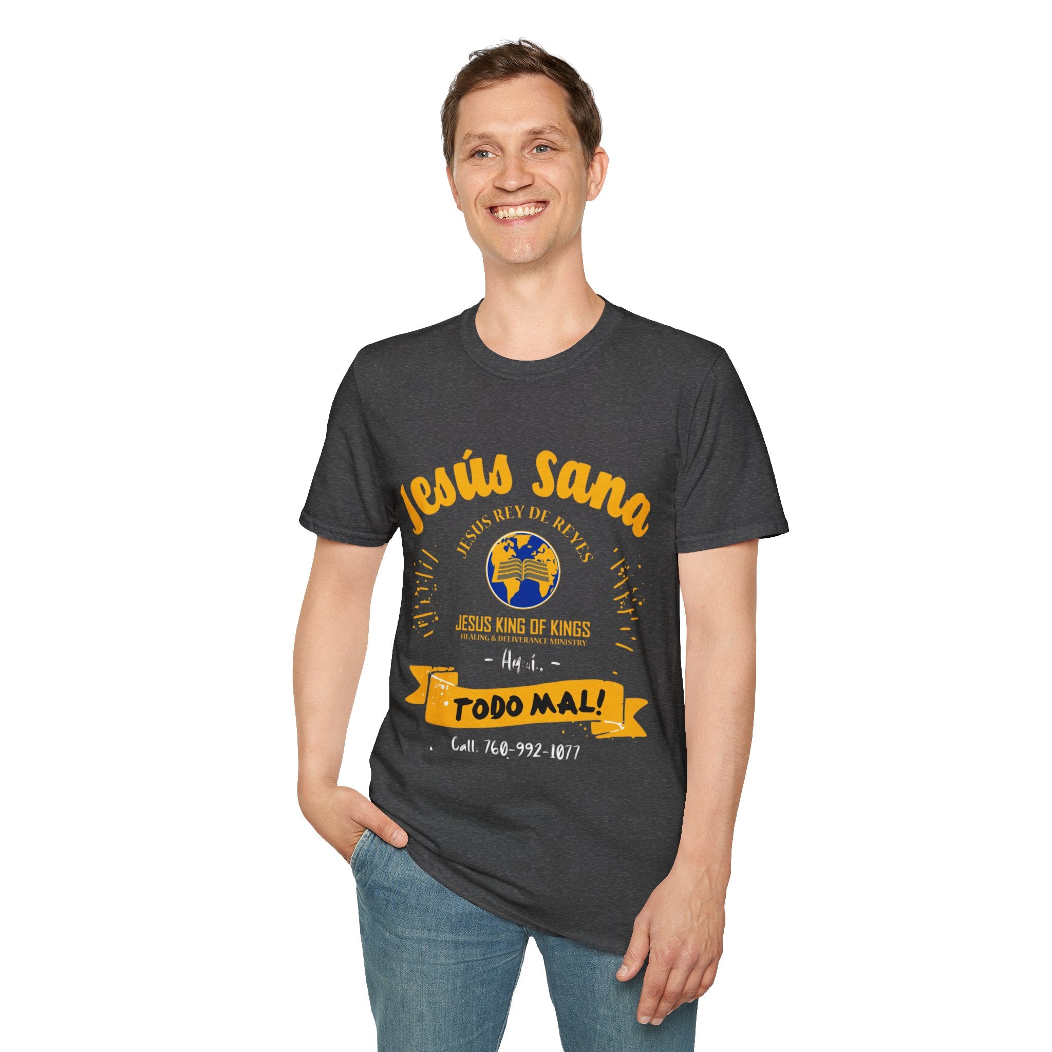 Jesús Sana Todo Mal T-Shirt — Spanish Christian Faith Tee (Jesus King of Kings)