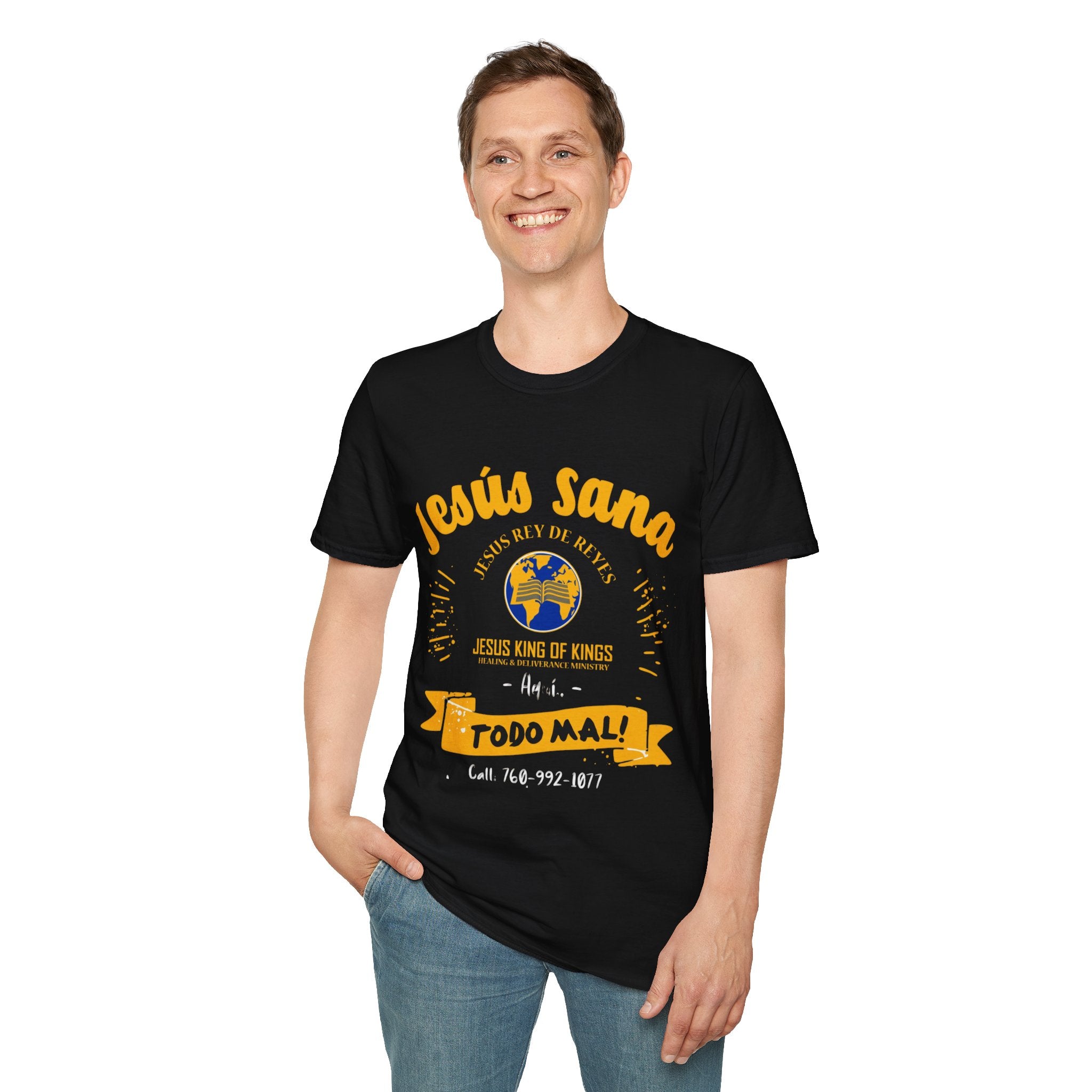 Jesús Sana Todo Mal T-Shirt — Spanish Christian Faith Tee (Jesus King of Kings)