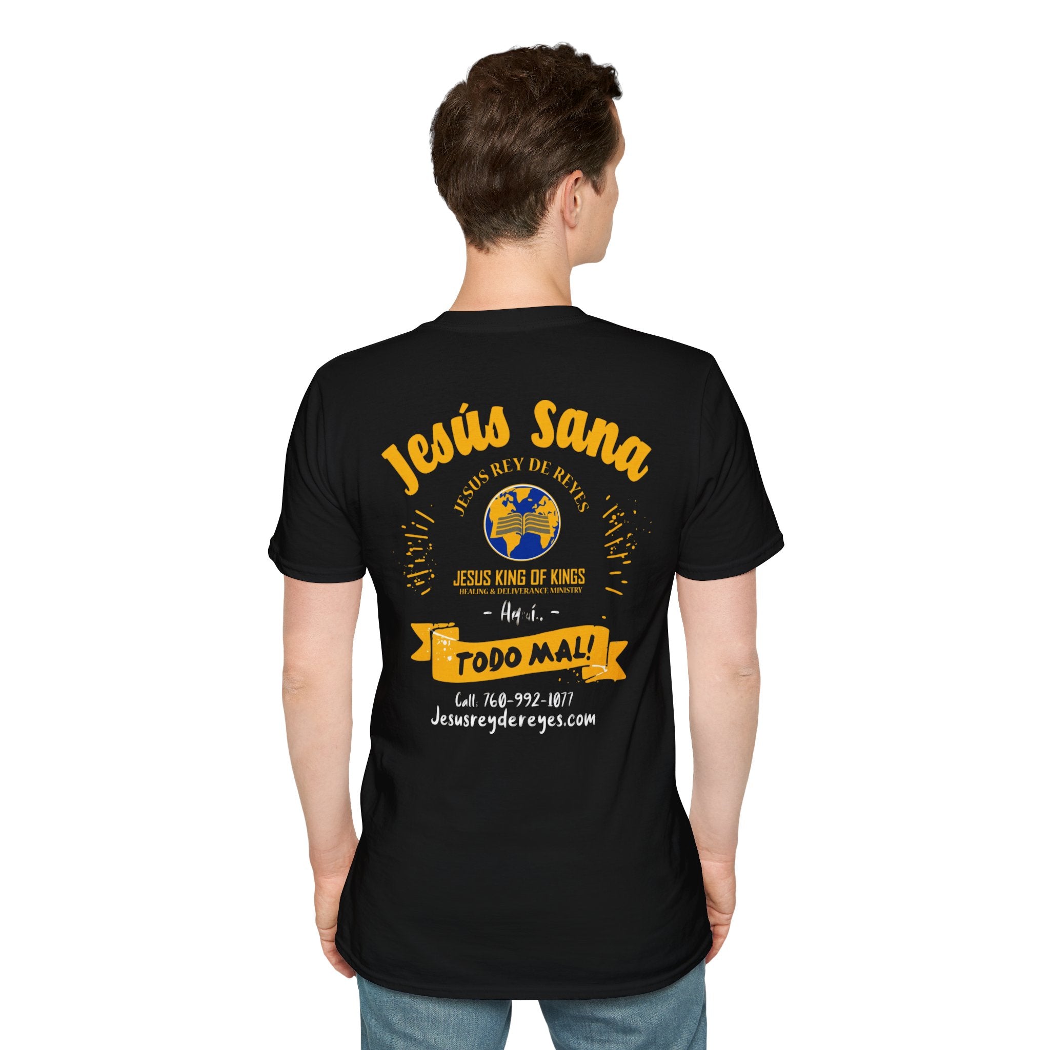 Jesús Sana Todo Mal T-Shirt — Spanish Christian Faith Tee (Jesus King of Kings)
