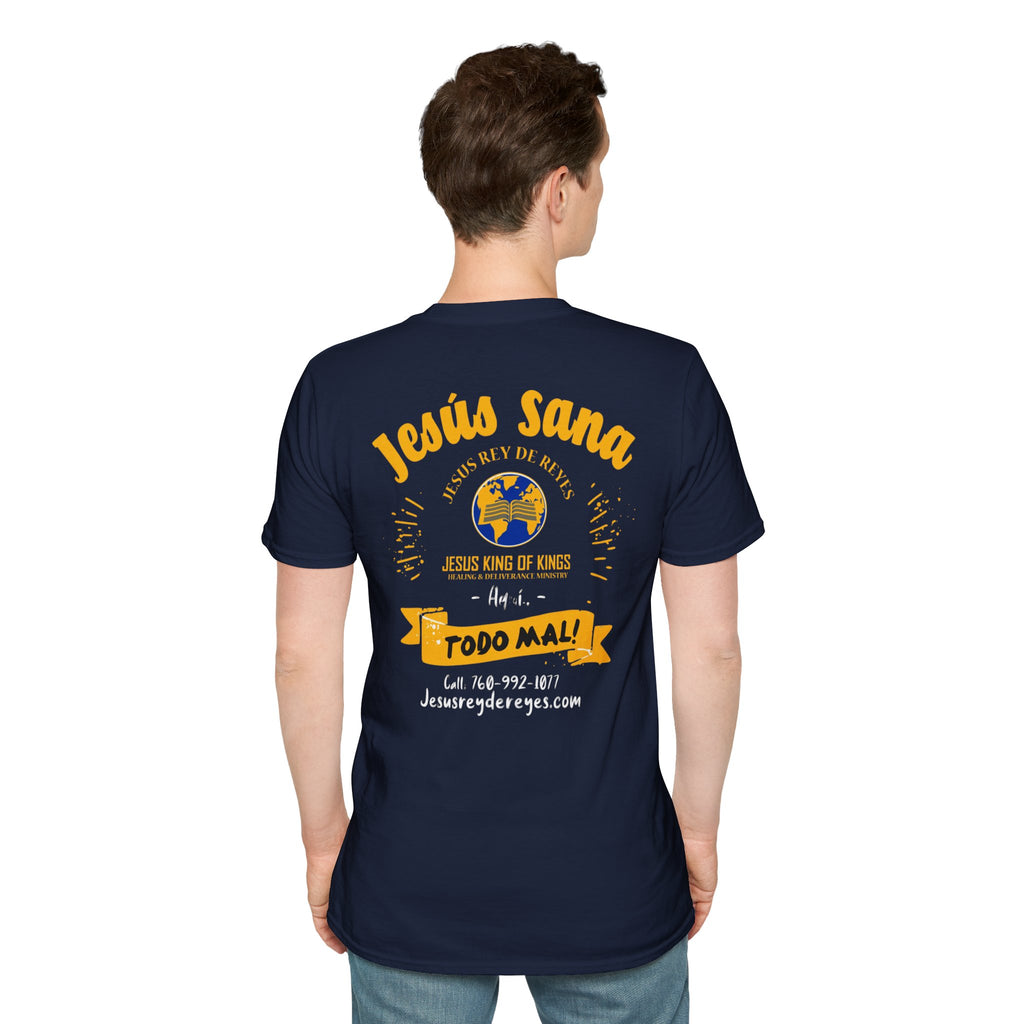Jesús Sana Todo Mal T-Shirt — Spanish Christian Faith Tee (Jesus King of Kings)