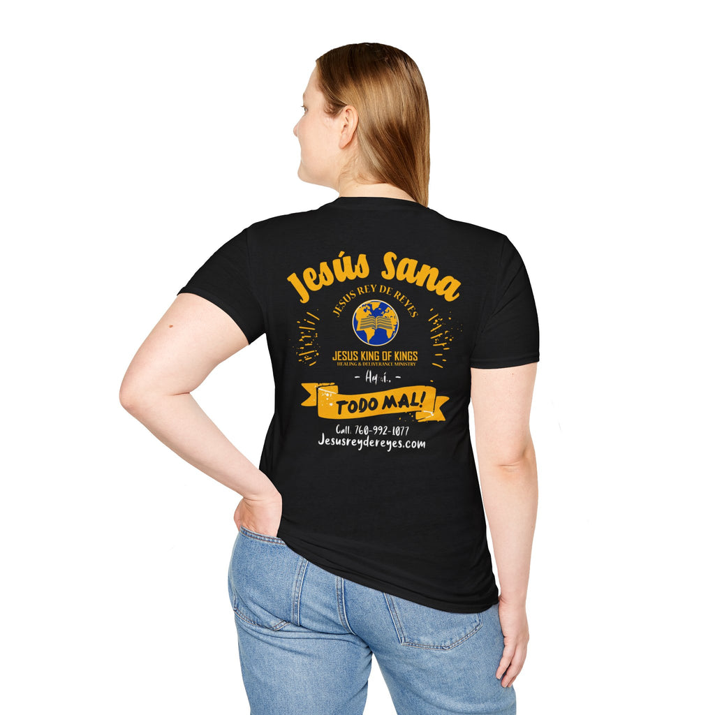 Jesús Sana Todo Mal T-Shirt — Spanish Christian Faith Tee (Jesus King of Kings)