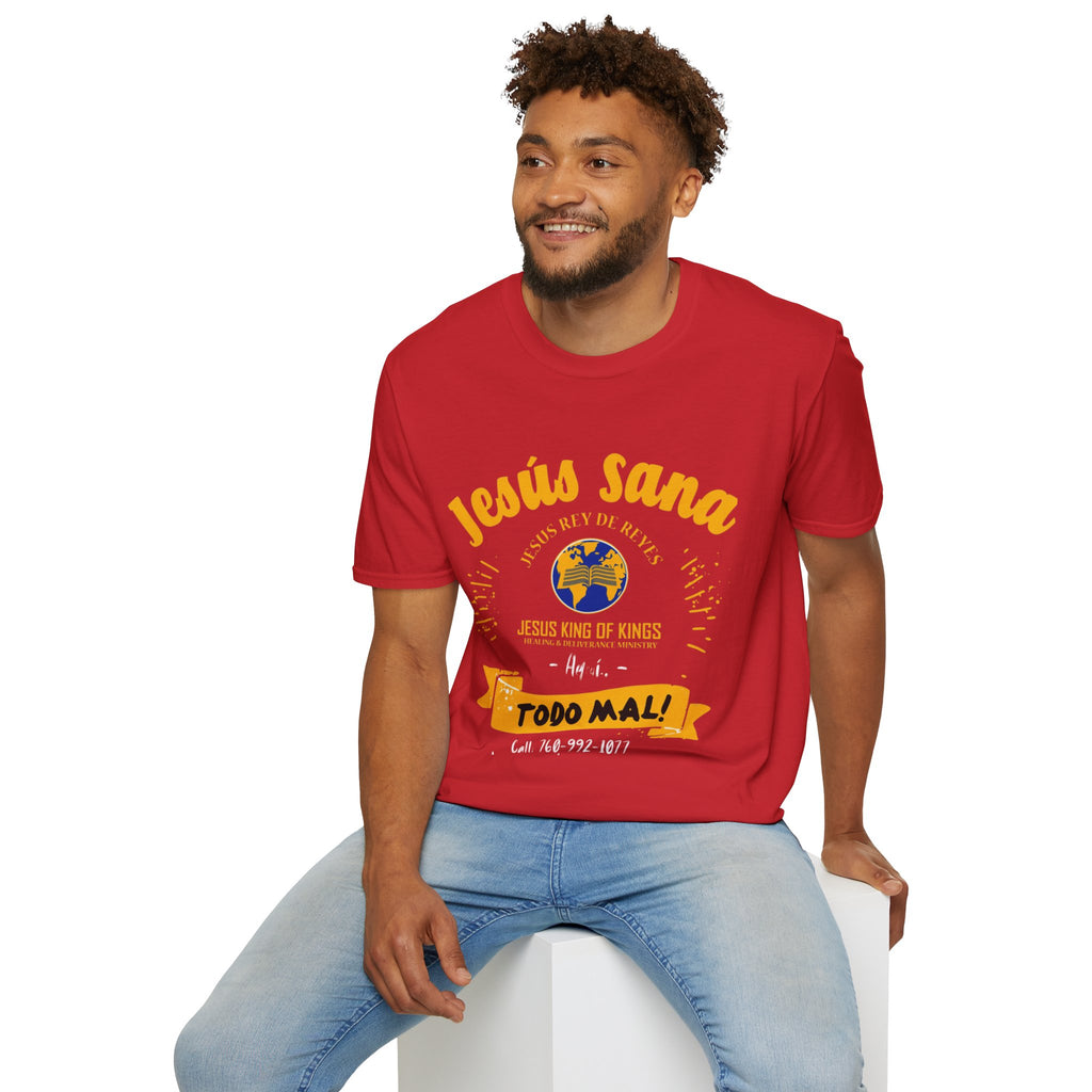 Jesús Sana Todo Mal T-Shirt — Spanish Christian Faith Tee (Jesus King of Kings)