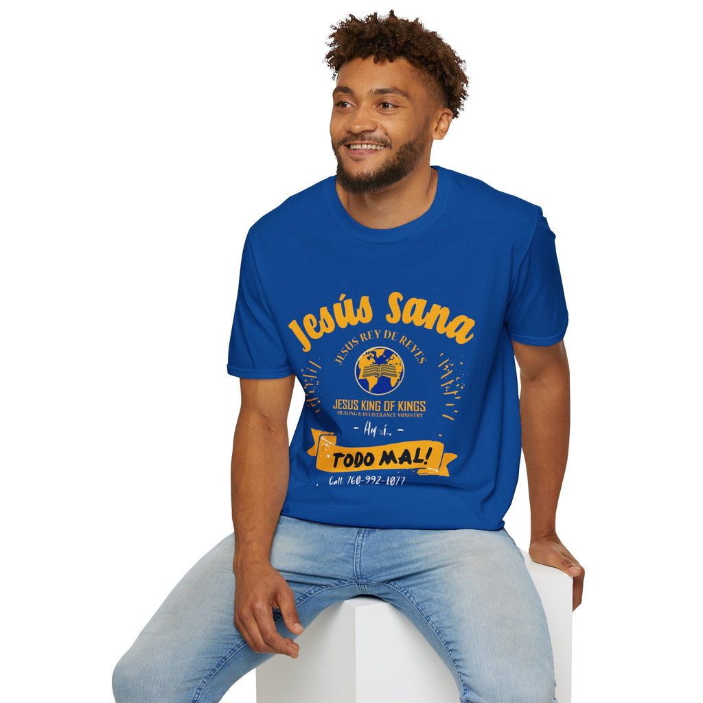 Jesús Sana Todo Mal T-Shirt — Spanish Christian Faith Tee (Jesus King of Kings)