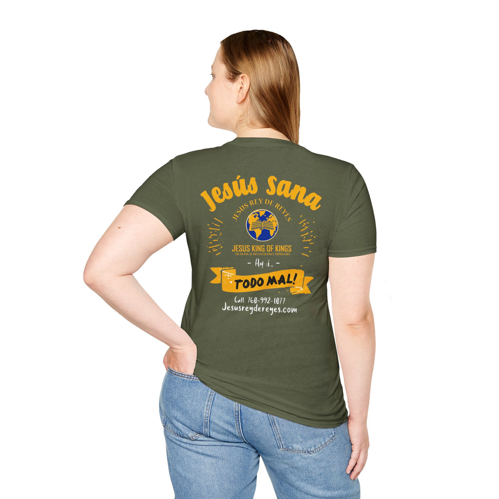 Jesús Sana Todo Mal T-Shirt — Spanish Christian Faith Tee (Jesus King of Kings)