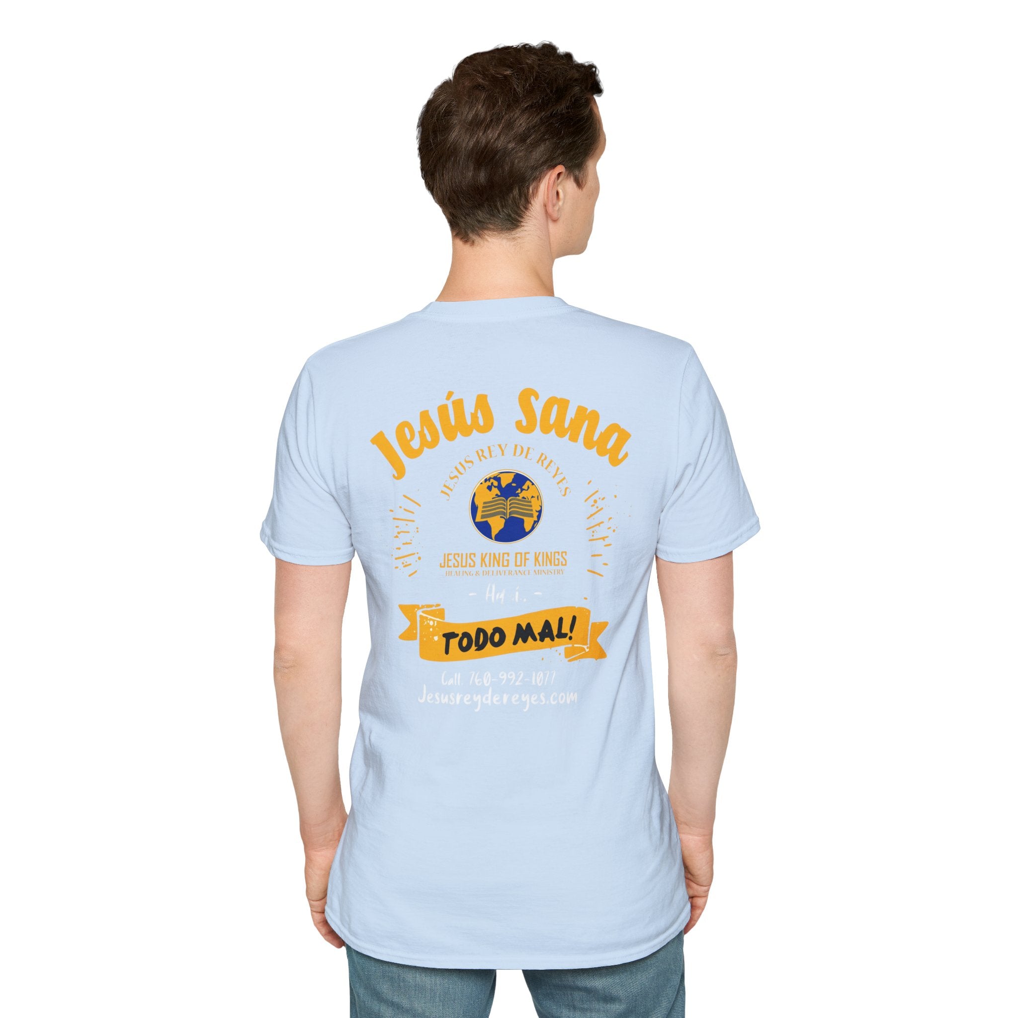 Jesús Sana Todo Mal T-Shirt — Spanish Christian Faith Tee (Jesus King of Kings)